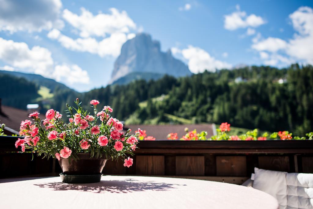 Garni Le Chalet Santa Cristina Val Gardena Εξωτερικό φωτογραφία